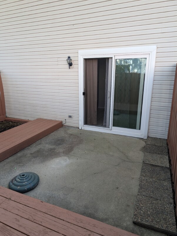 Building Photo - 2167 N Heather Ln