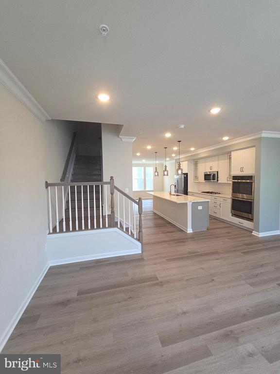 Building Photo - 2558 Hopton Ln