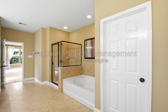 Building Photo - 11119 Hayden Falls Dr