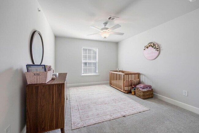 Building Photo - 440 Millsap Wy