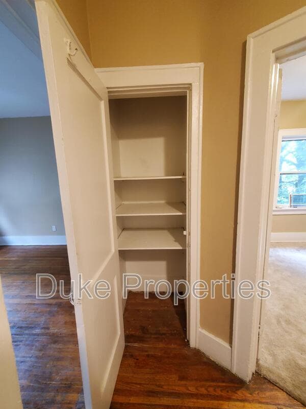 Building Photo - 10 Edgeland St