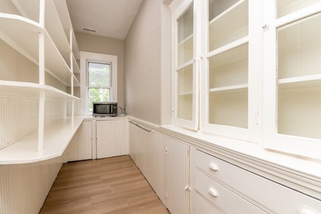 Building Photo - 24 Walden St