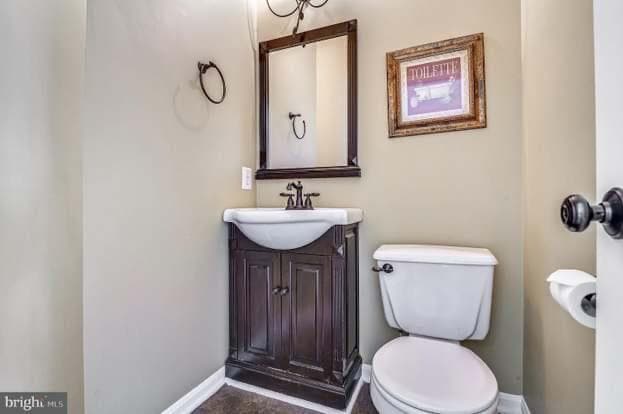 Building Photo - 4946 Lee Farm Ct