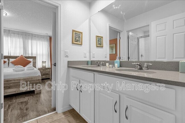 Building Photo - 8947 Amelia Downs Trail