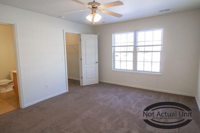 Building Photo - 1500 Bodie Dr