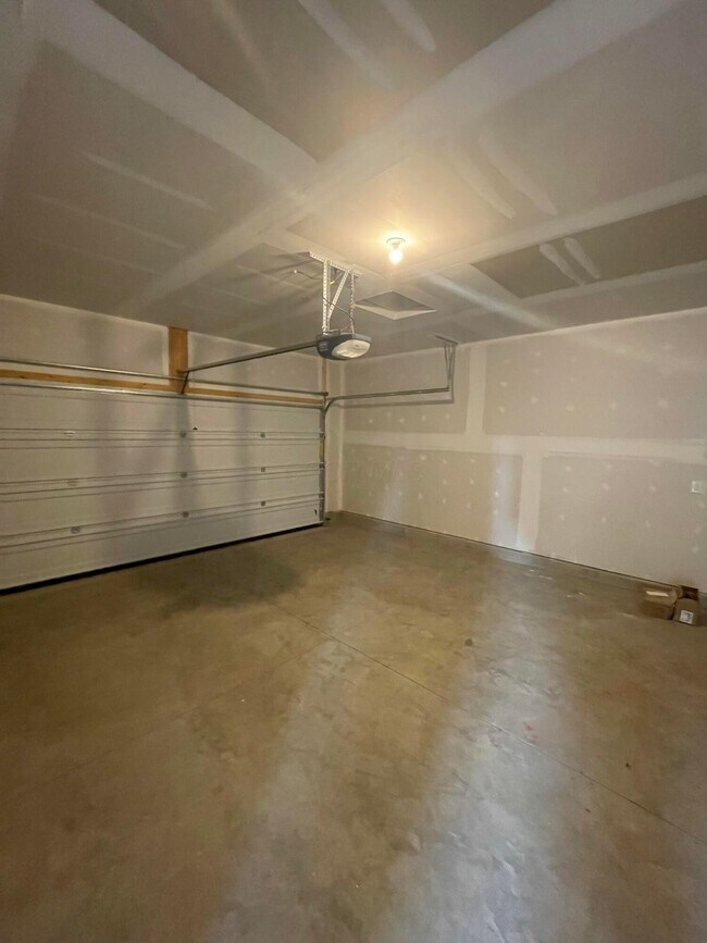 Building Photo - 3542 Shoal Way