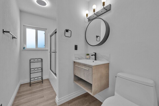 Building Photo - 3/3 HOME available NOW in DESCANSO w/ gara...