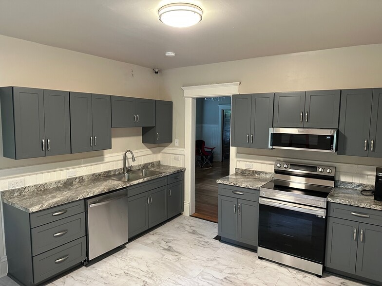 Eat in KItchen - 1212 Brookstown Ave