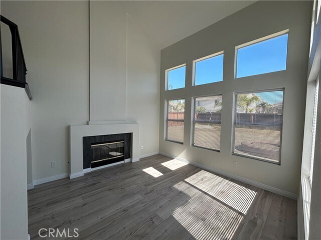 Building Photo - 1009 Whispering Wood Ln