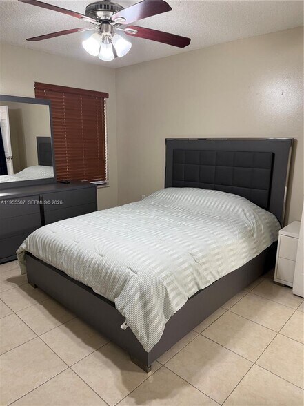 Building Photo - 2451 Centergate Dr