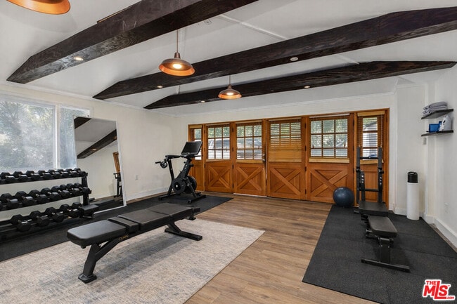 Building Photo - 9549 Dalegrove Dr