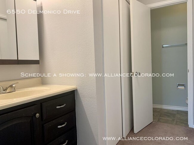 Building Photo - 6550 Delmonico Drive