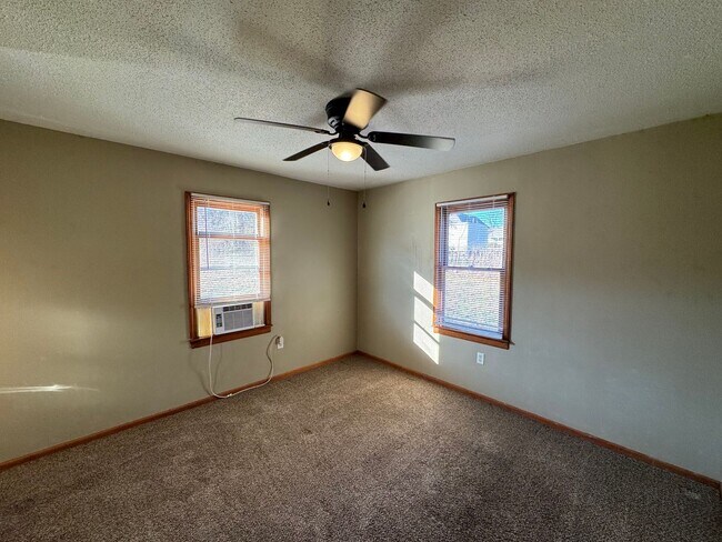 Building Photo - 315 Jefferson St