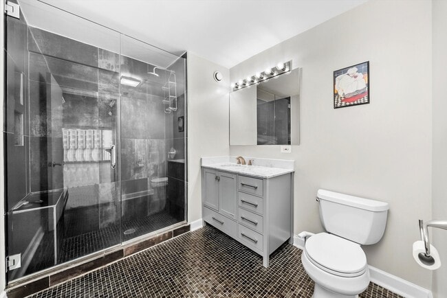 Building Photo - 545 N Dearborn St