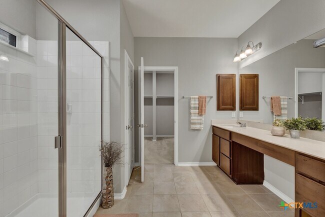 Building Photo - 209 Sky Springs Pass