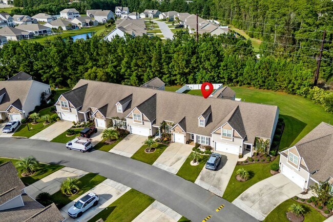 Building Photo - 156 Parmelee Dr