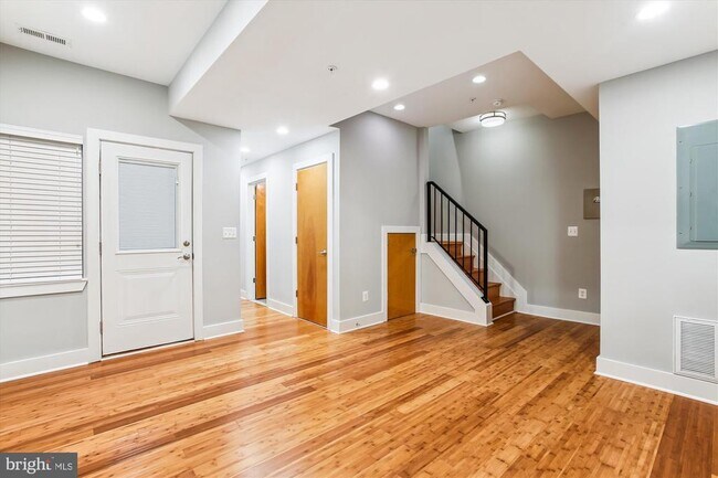 Building Photo - 3404 13th St NW