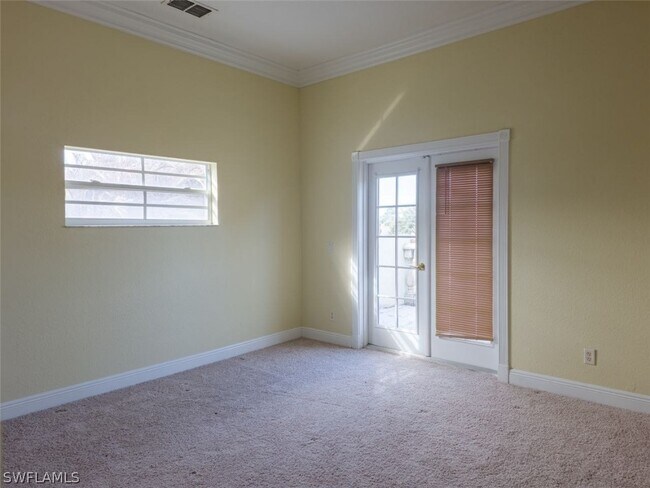 Building Photo - 6139 57th Ct