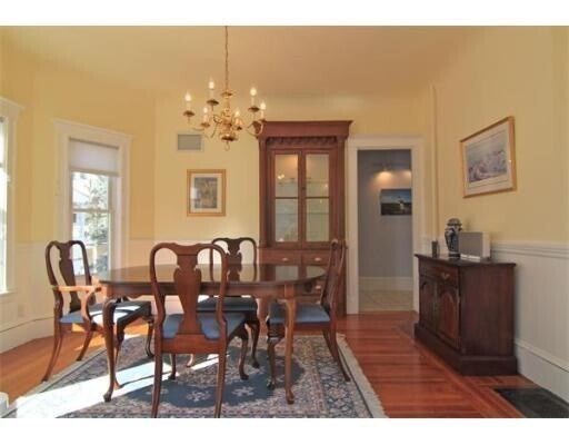 Building Photo - 25 Saint Clements Rd