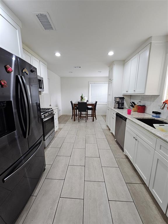 Building Photo - 11330 Carvel Ln