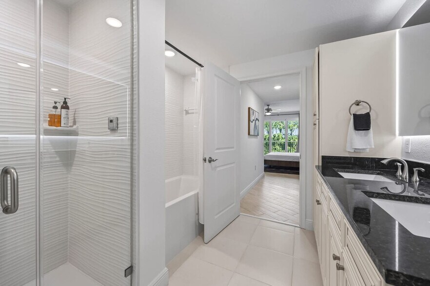 Building Photo - 605 Kemp St