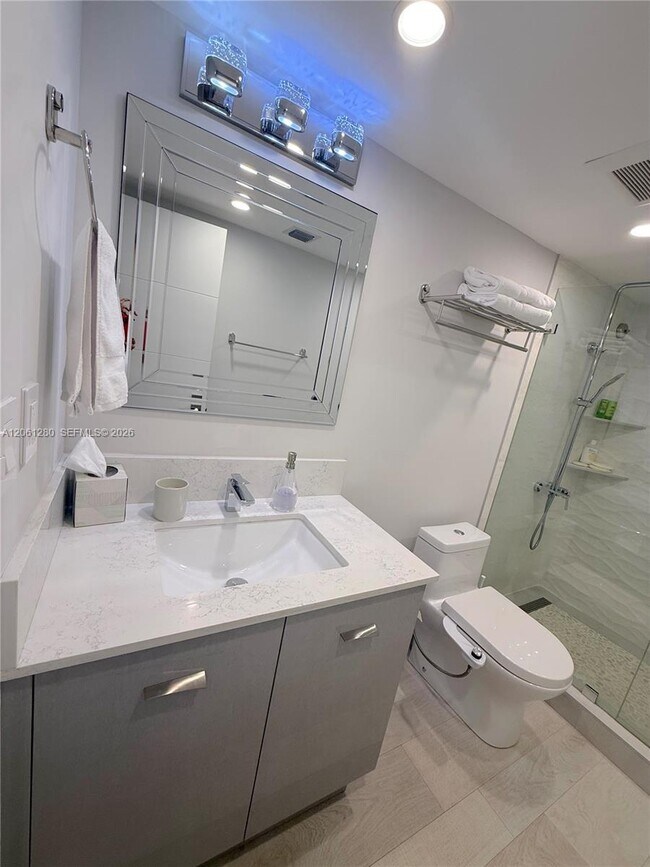 Building Photo - 5555 Collins Ave
