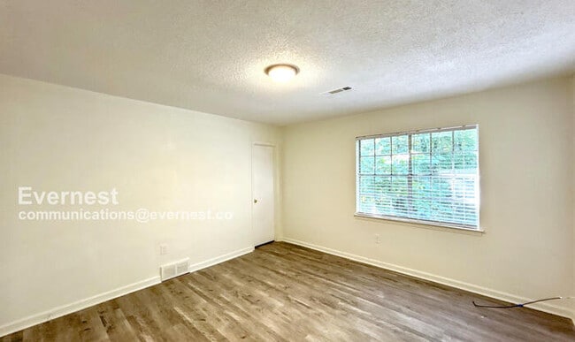 Building Photo - 3886 Camelia Cove