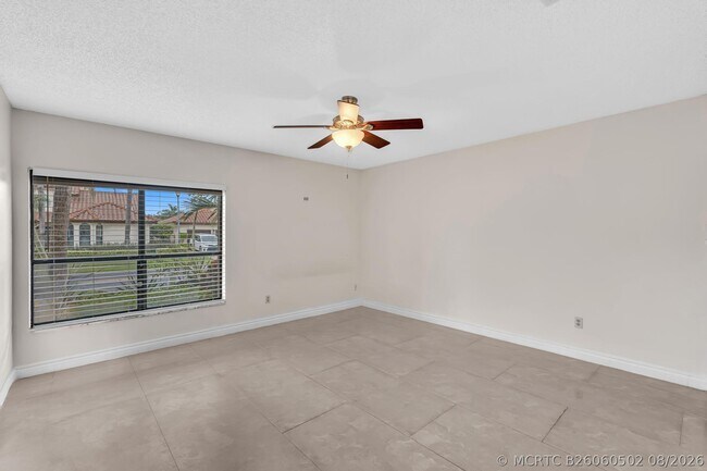Building Photo - 22595 Esplanada Cir