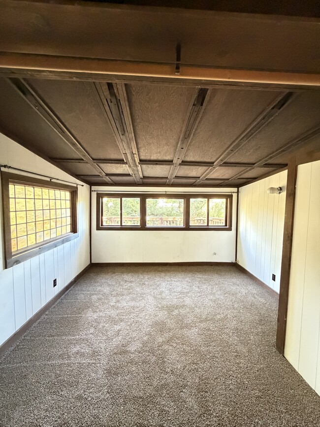 Building Photo - 10521 Graton Rd