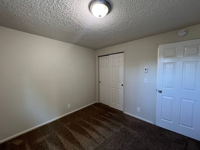 Building Photo - Beautifully Landscaped Two Bedroom