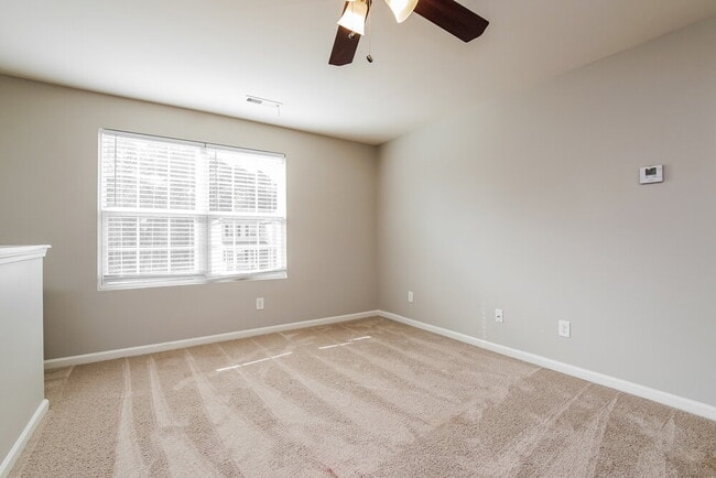 Building Photo - 52 Badger Pass Dr