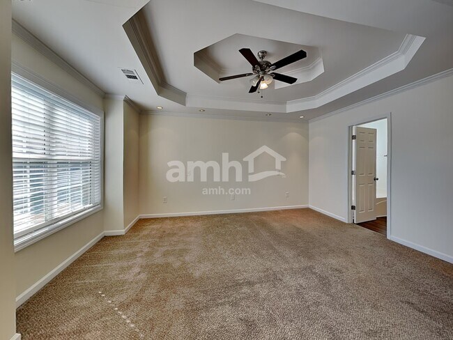 Building Photo - 750 Brooks Rd