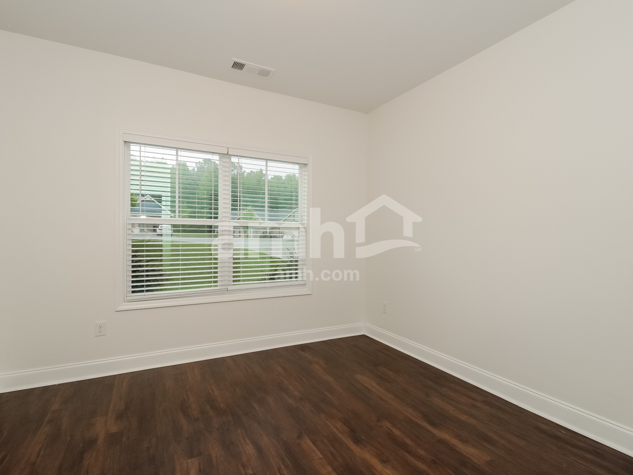 Building Photo - 121 Coulter Woods Dr