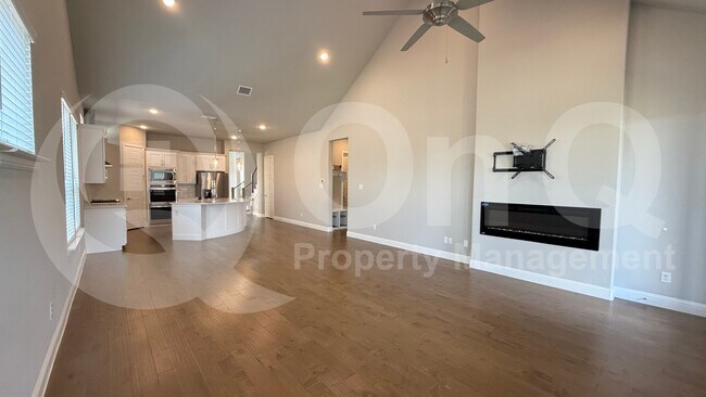 Building Photo - 3508 Covedale Blvd