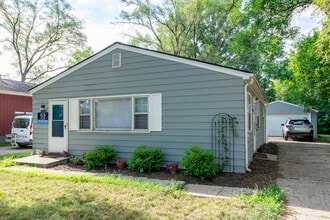 Building Photo - 1354 Rosewood-1354RO