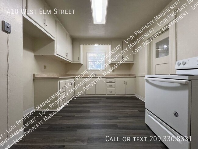 Building Photo - 410 W Elm St