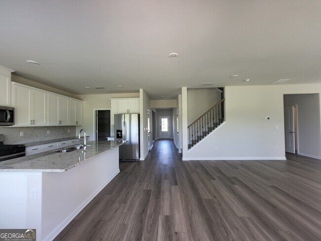 Building Photo - 250 Sope Crk Cir
