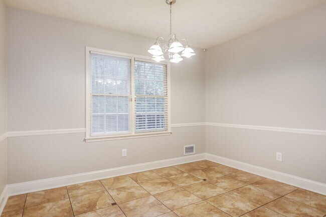 Building Photo - 1019 River Stone Ct