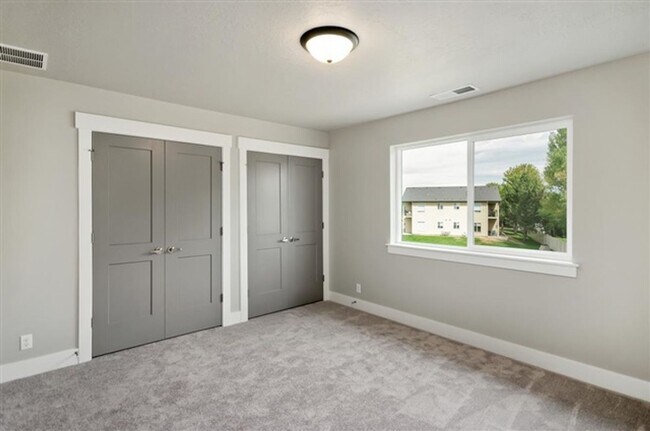 Building Photo - BRAND NEW HOME!!  4 Bedrooms, 3 Baths, Lar...