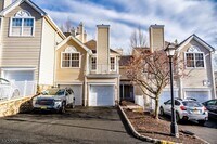 Building Photo - 8 Springholm Dr