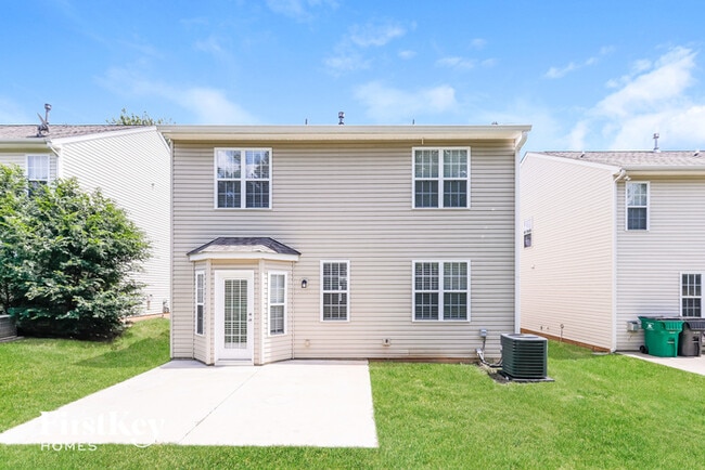 Building Photo - 8929 Holland Park Ln