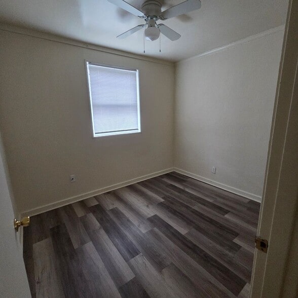 Interior Photo - Hillcrest Apartments