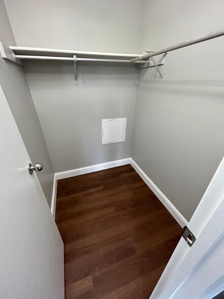 Building Photo - 112 Prescott Pl