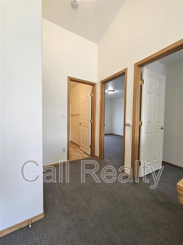 Building Photo - 1021 Malvern St