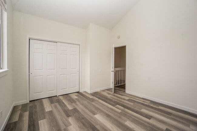 Building Photo - 4901 Garrison St