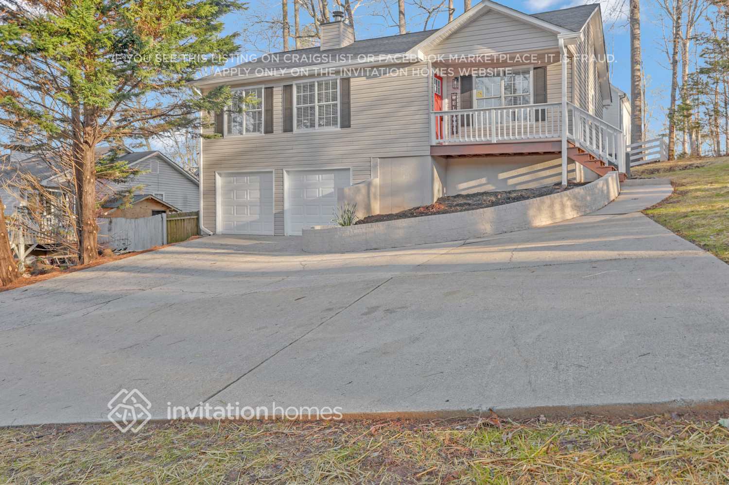 Building Photo - 3335 Catalina Dr