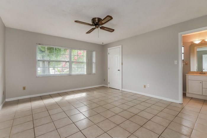 Building Photo - 6558 Timucuans Dr