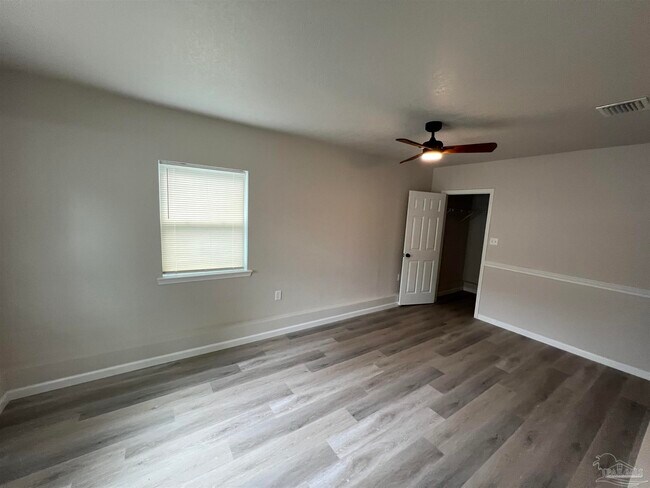 Building Photo - 205 Ruberia Ave