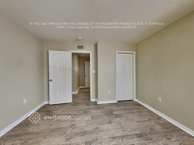 Building Photo - 3633 Amber Ln