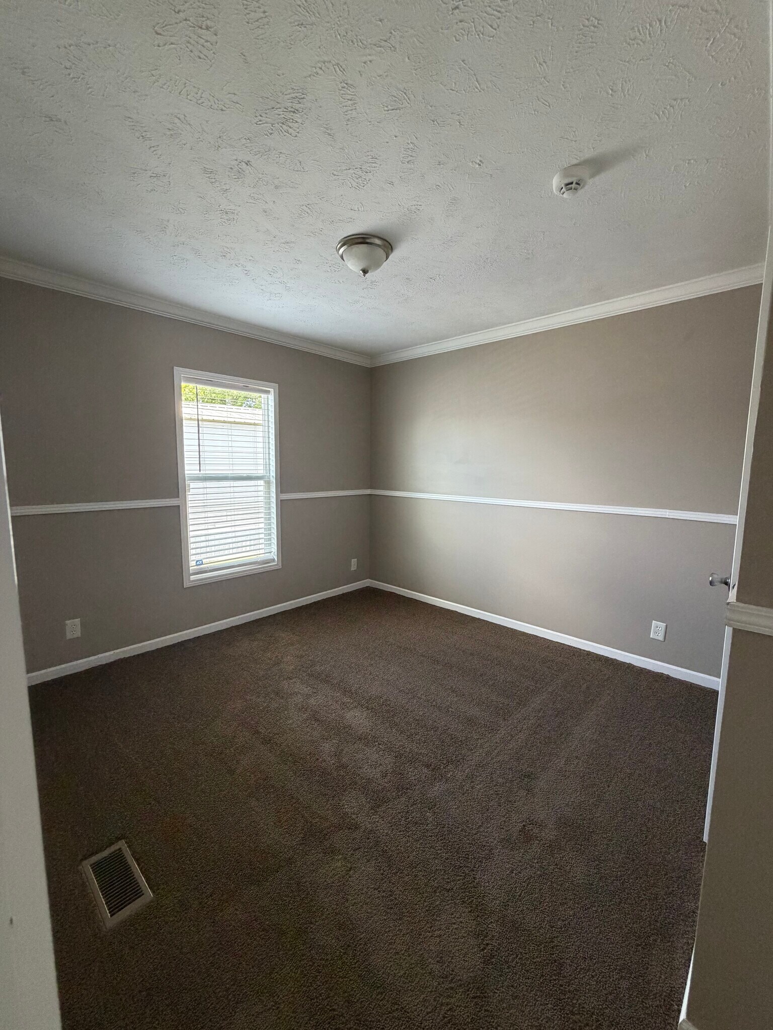 Building Photo - 1727 Fonsica Way